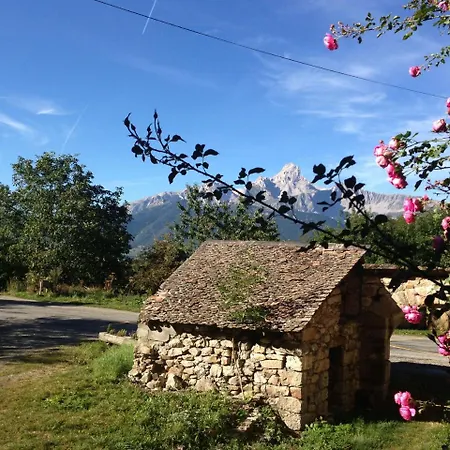 Au Fil Des Saisons Bed & Breakfast Les Cotes de Corps